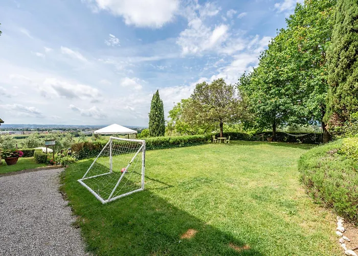 Alojamento de Turismo Rural La Castellina Fucecchio